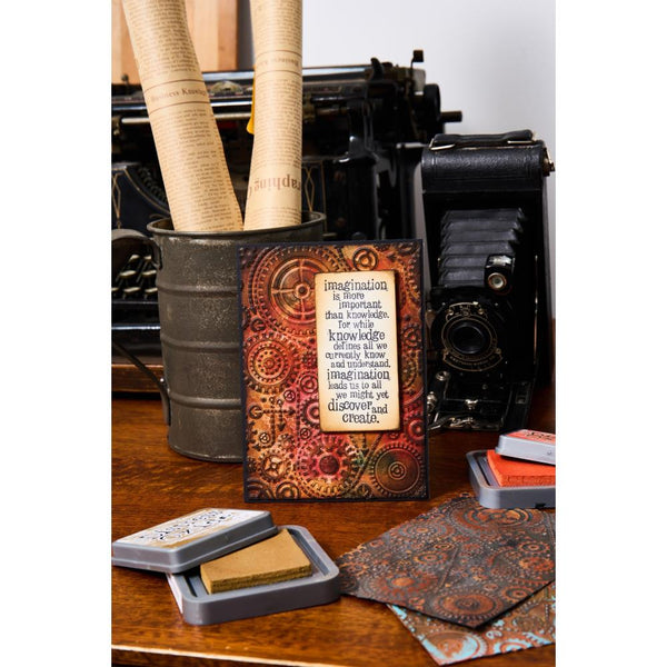 Gears Texture Fades Embossing Folder | Tim Holtz 2025 Vault Release