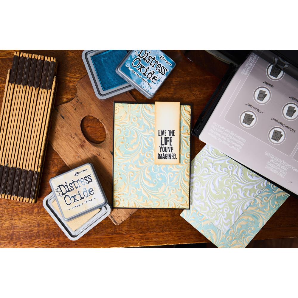 Flourish Texture Fades Embossing Folder | Tim Holtz 2025 Vault Release
