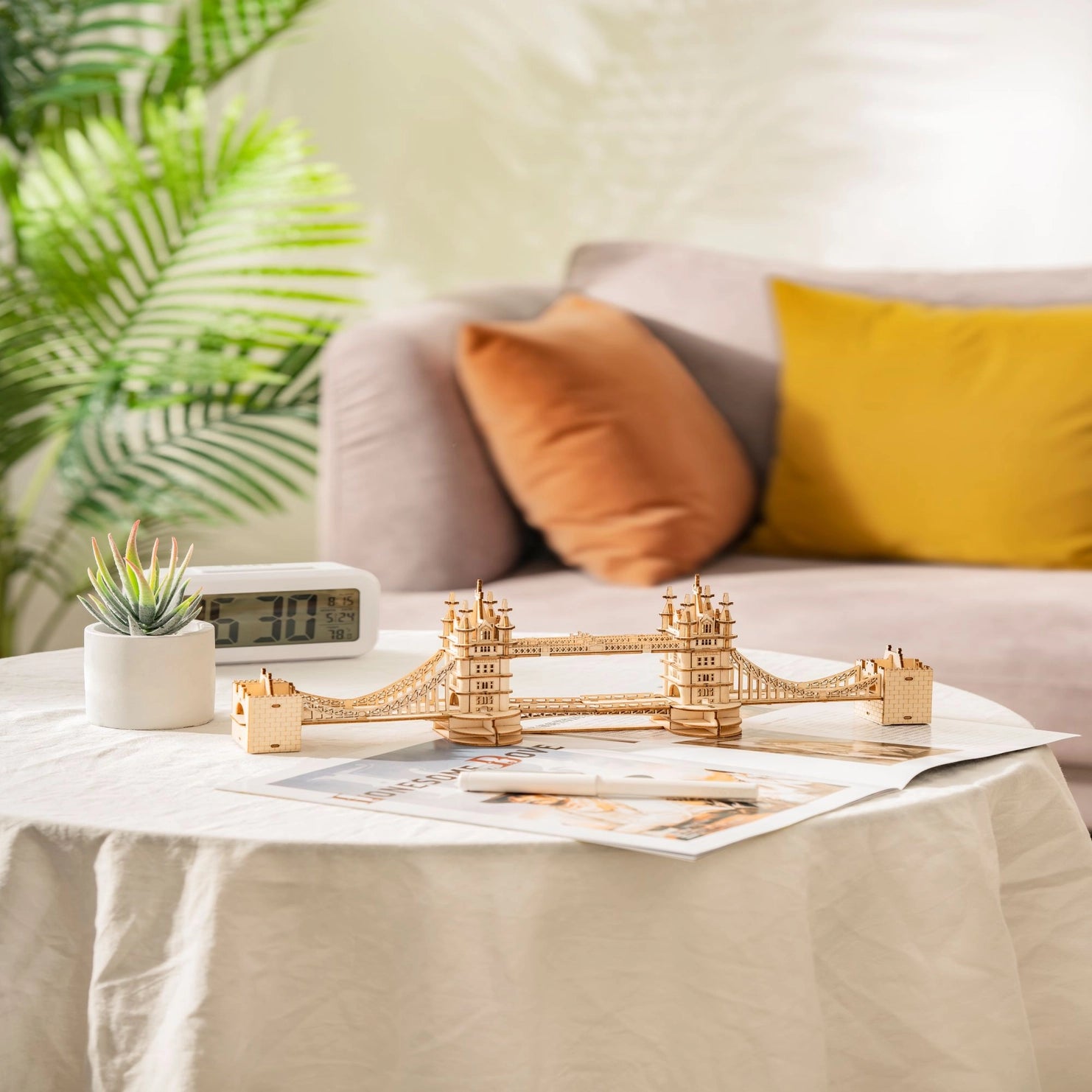 Tower Bridge Lighted 3D Wooden Puzzle