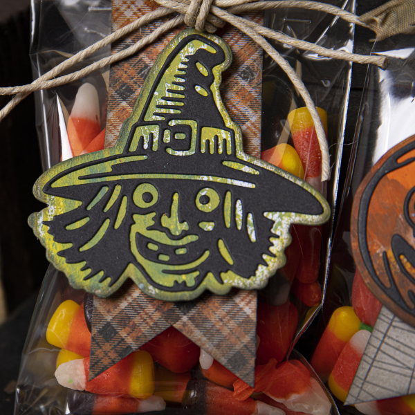 Retro Halloween Thinlits Dies {Halloween 2022} | Tim Holtz