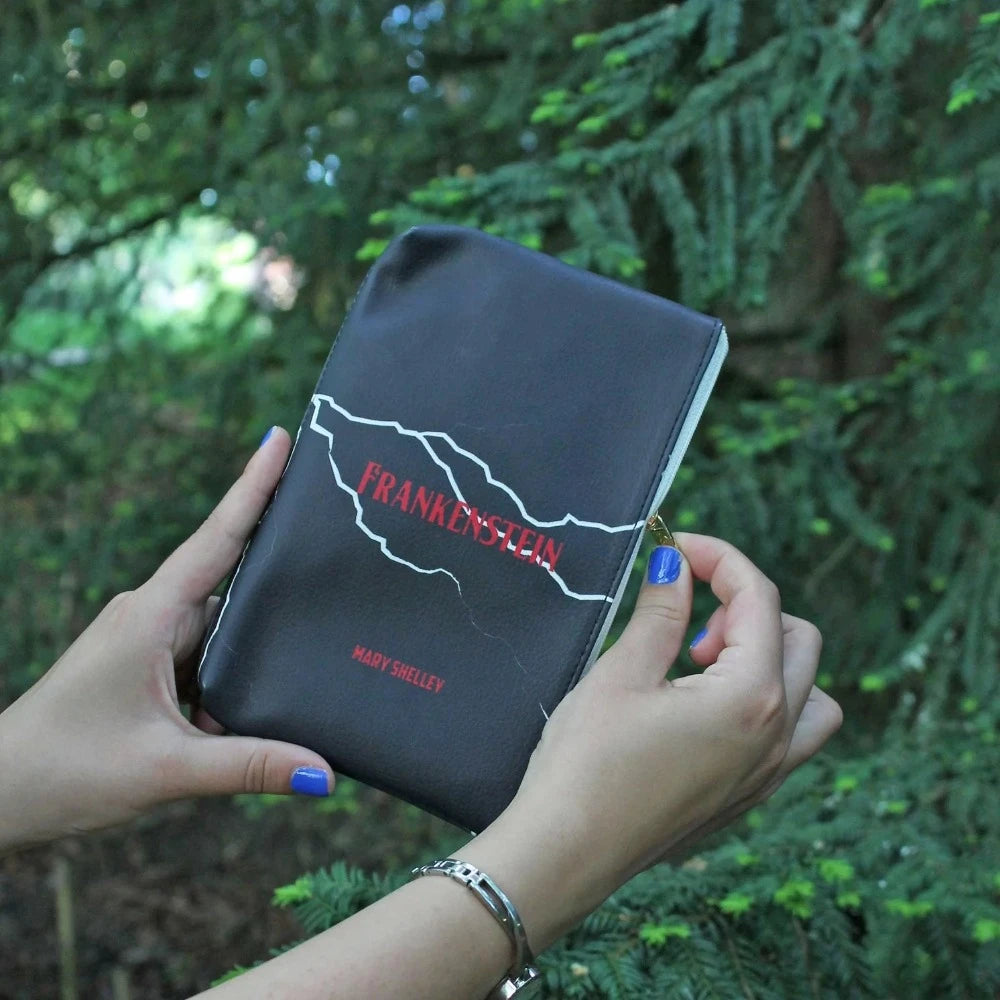 Frankenstein Book Art Crossbody {plusieurs tailles}