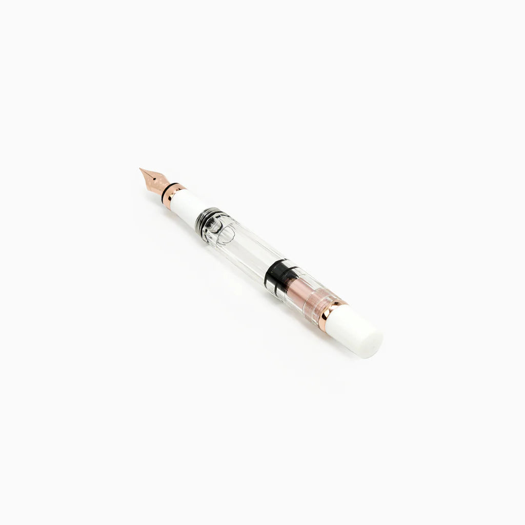 Diamond 580AL White + Rose Gold 2 Fountain Pen