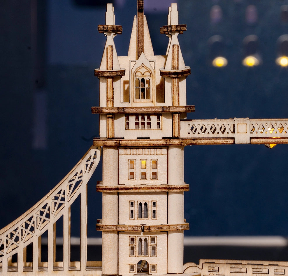 Tower Bridge Lighted 3D Wooden Puzzle