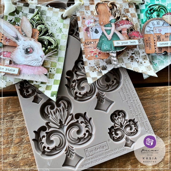 Lost in Wonderland Deck of Cards Mould