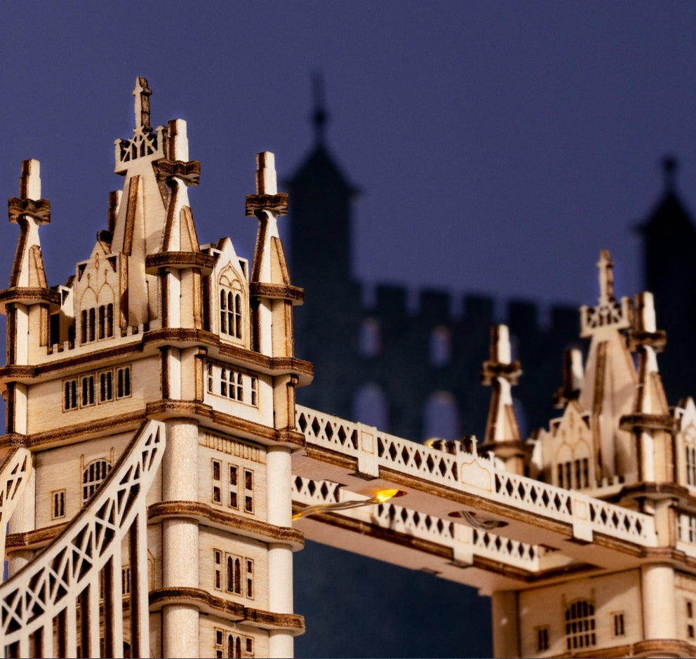 Tower Bridge Lighted 3D Wooden Puzzle
