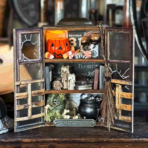 10/11: Tim Holtz idea-ology Halloween Curio
