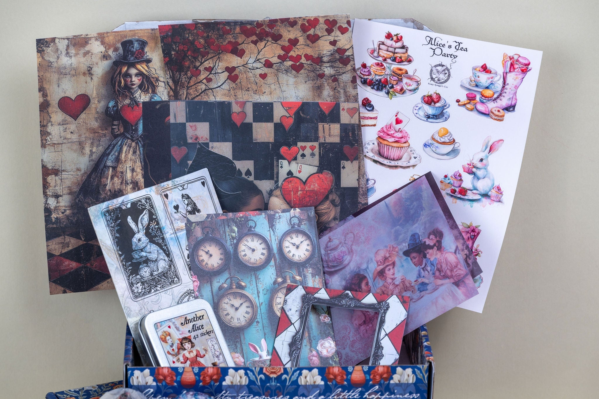 Alice Stationery/Craft Box
