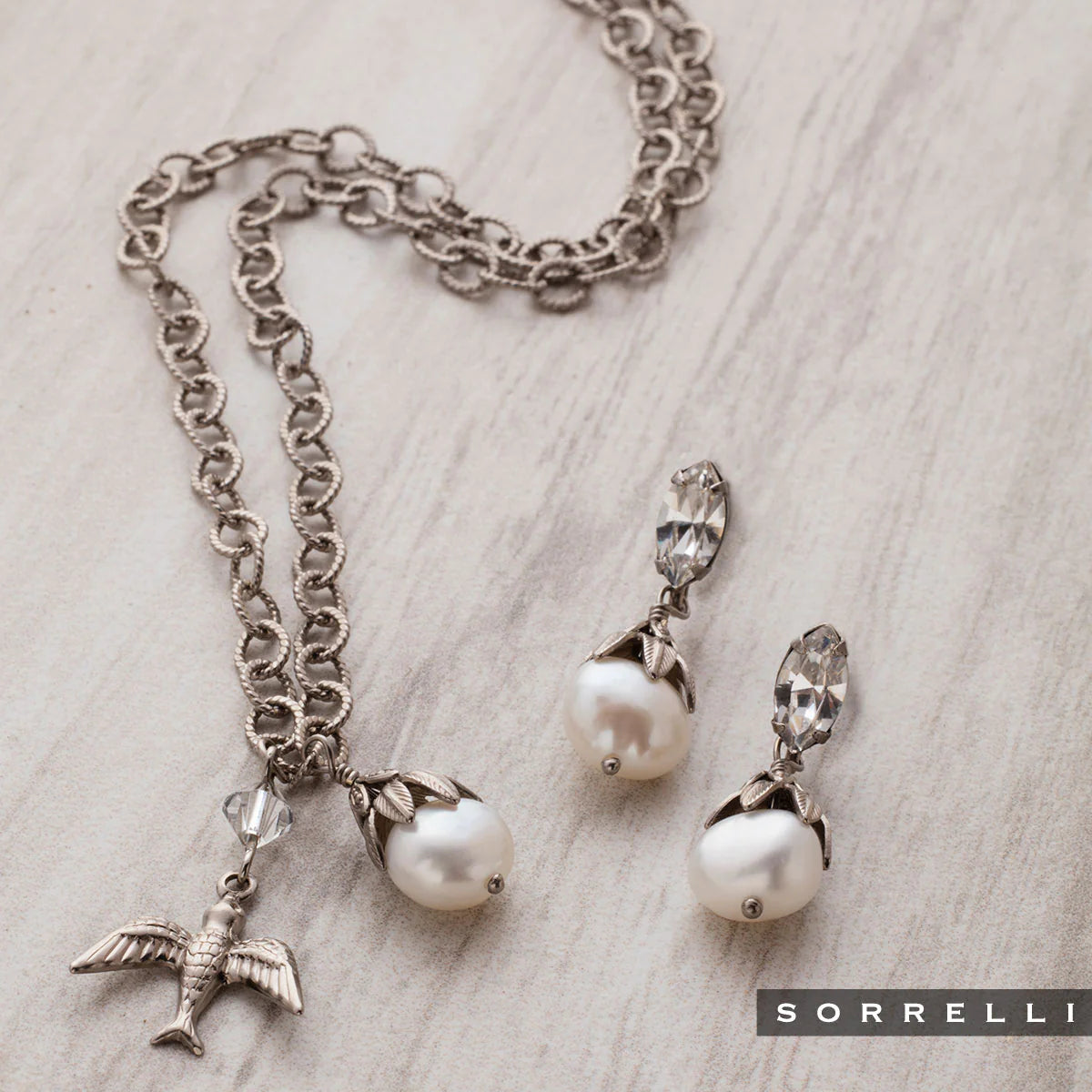 Piper Pendant Necklace {multiple finishes}
