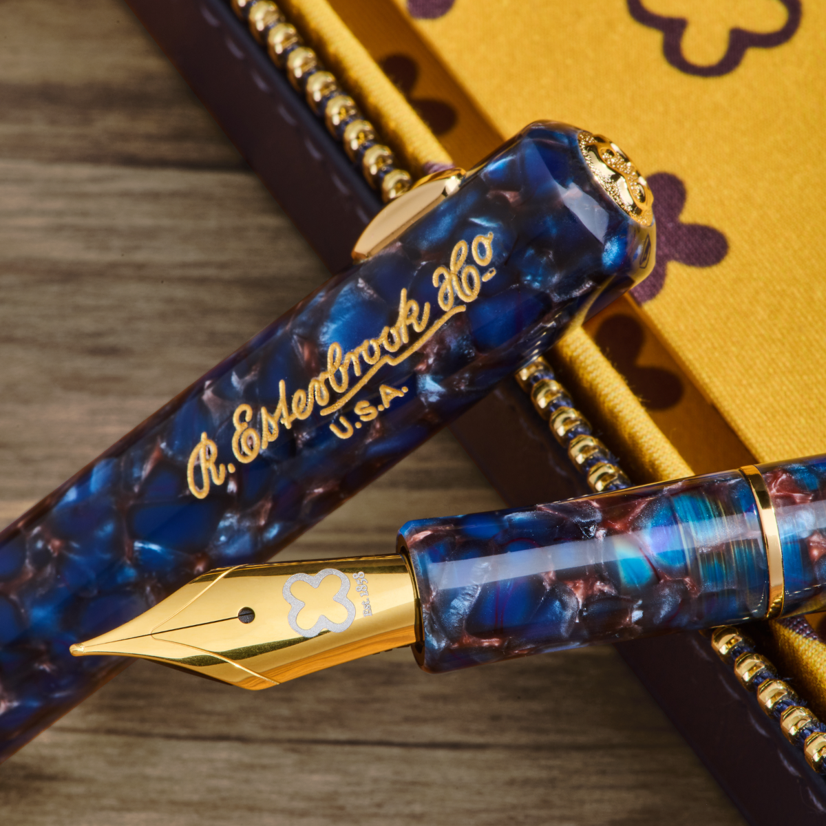 {preorder} Nouveau Blue Niblet Fountain Pen