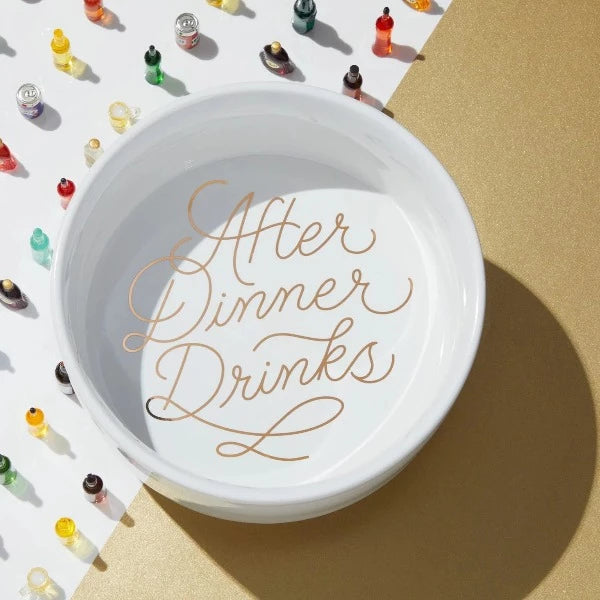 Plat principal + boissons après le dîner Gamelles pour animaux de compagnie