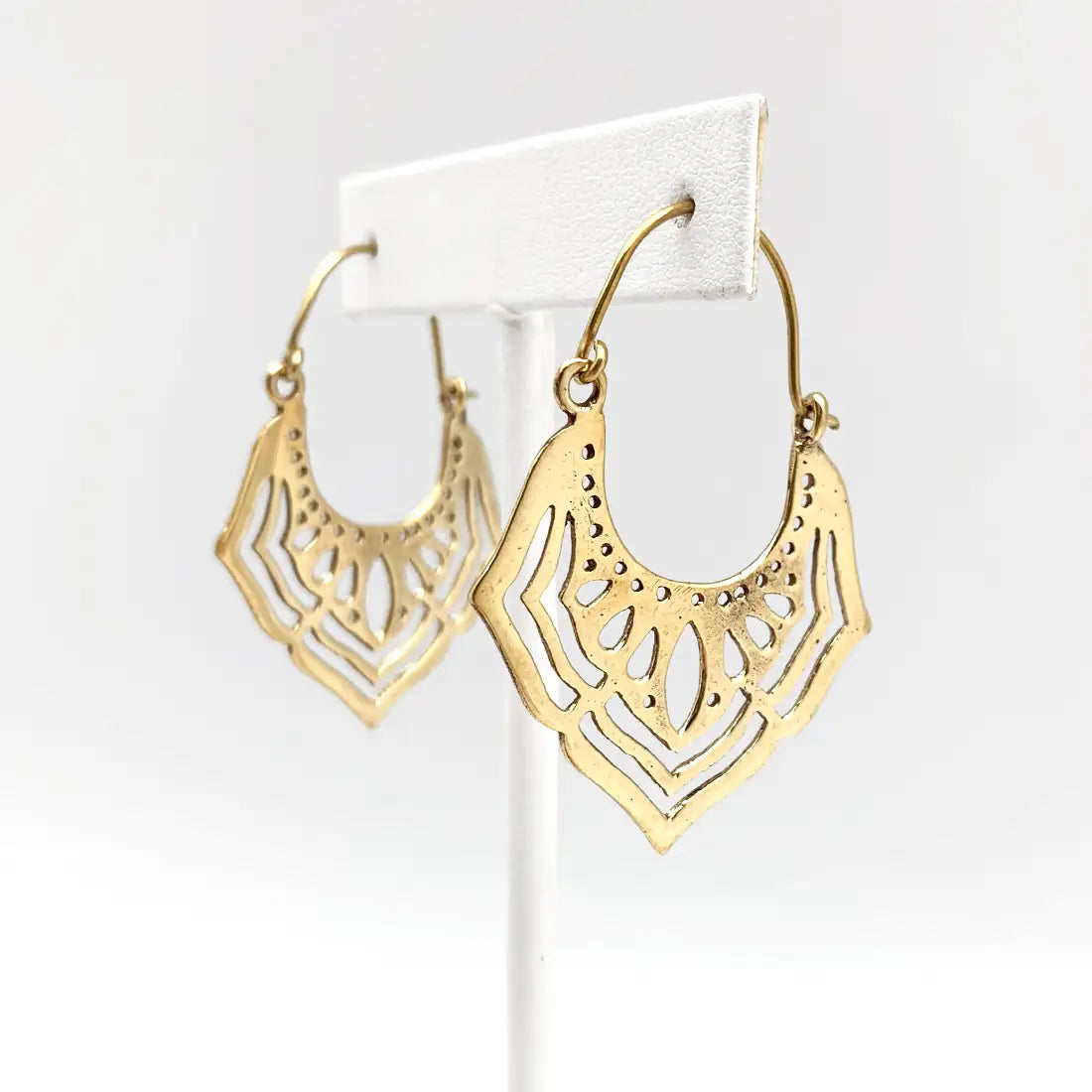 Collection de dessus à charnière Tanvi | Ton doré {plusieurs styles}