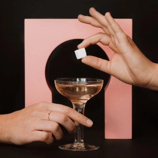 Cubes de champagne et de cocktail à la lavande et au citron