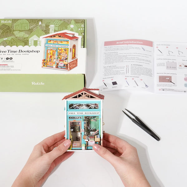 Free Time Bookshop DIY Diorama Kit