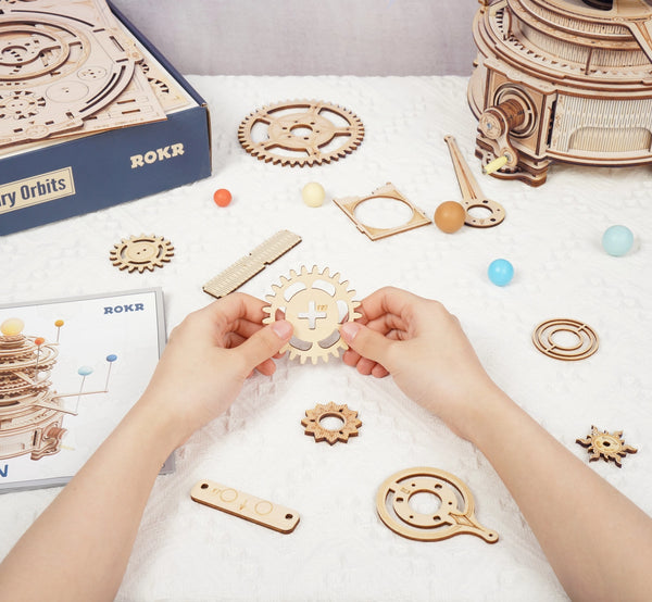 Orrery Mechanical Wooden Puzzle