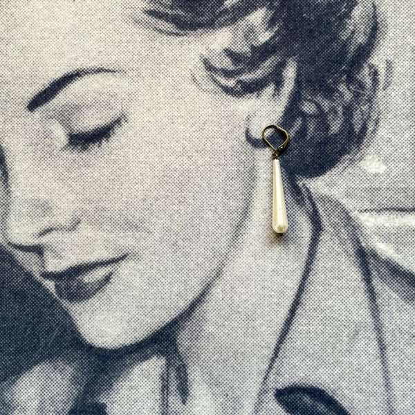 White Vintage Pearl Drop Earrings