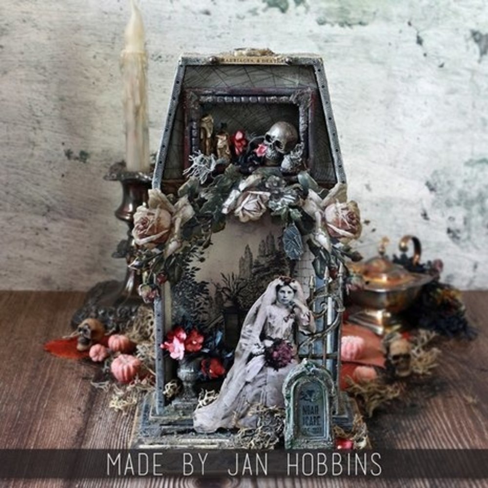 Arched Shrine Vignette {Halloween 2022} | idea-ology