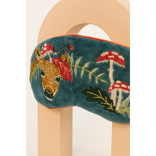 Masque pour les yeux en velours à la lavande Doe with Toadstools
