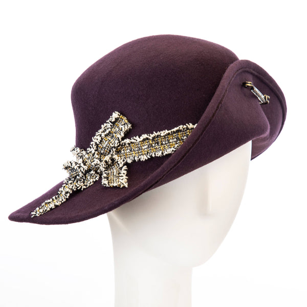 Chapeau en laine asymétrique | Sadie {aubergine}