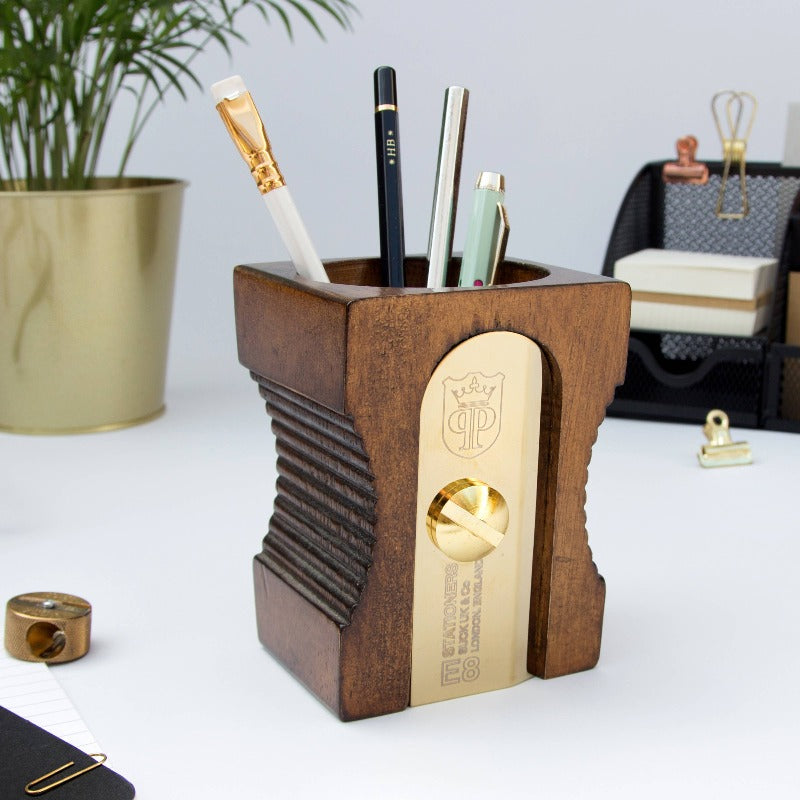 /OOS/ Rangement de bureau à taille-crayon en bois
