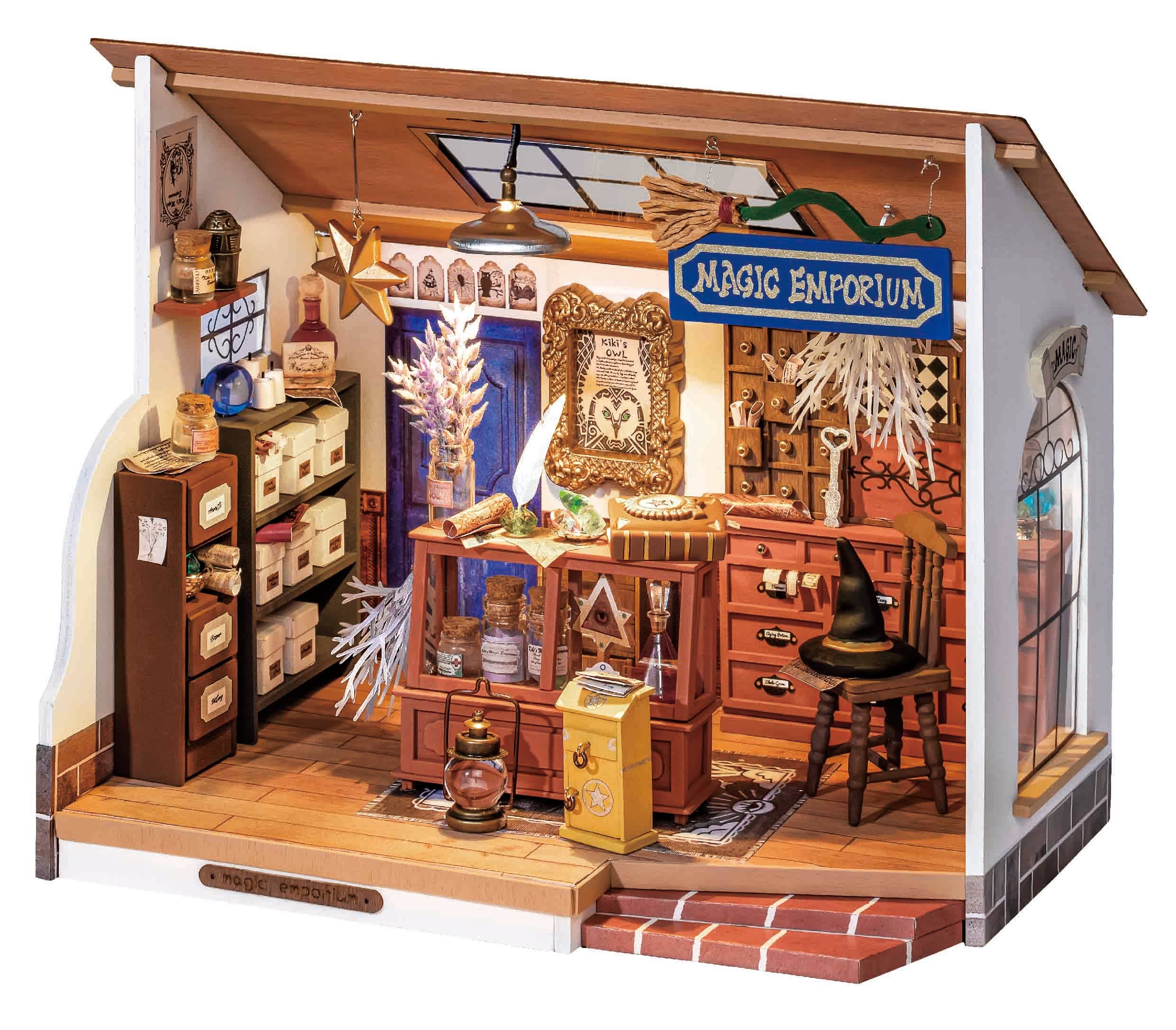 Kiki's Magic Emporium Diorama Kit