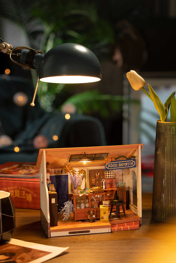 Kiki's Magic Emporium Diorama Kit