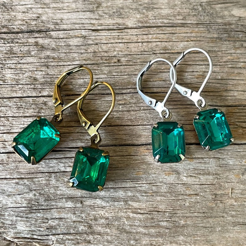 Emerald Vintage Rhinestone Earrings