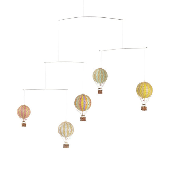Flying the Skies Hot Air Balloon Mobile {plusieurs couleurs}