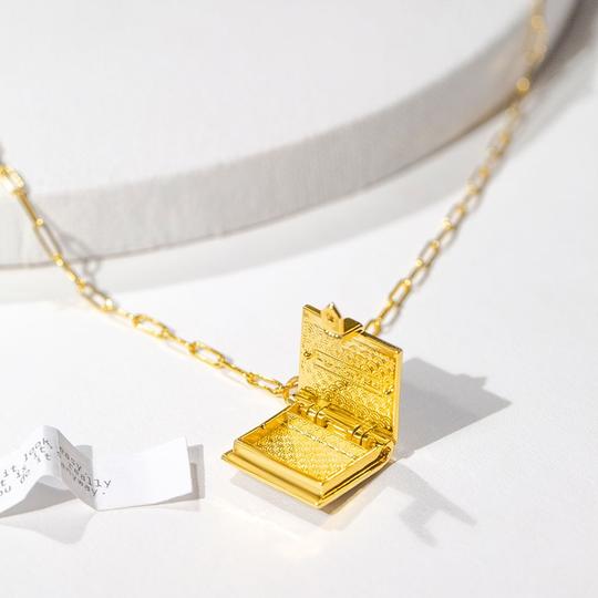 Collier de médaillon de livre | Nacre