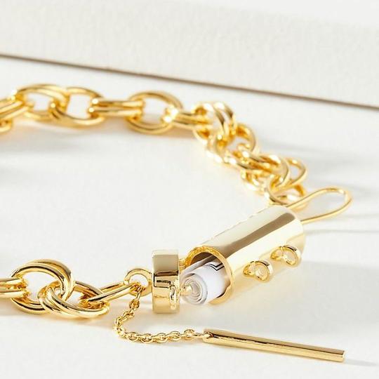 Bracelet médaillon | Capsule et baguette