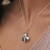 Collier médaillon | Flèche à travers le coeur