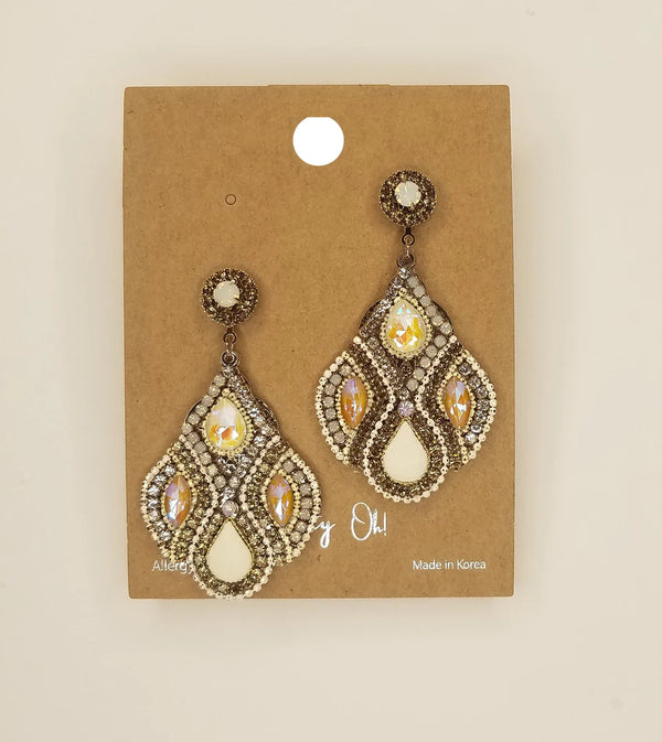 Boucles d'oreilles Arabesque Allure faites à la main