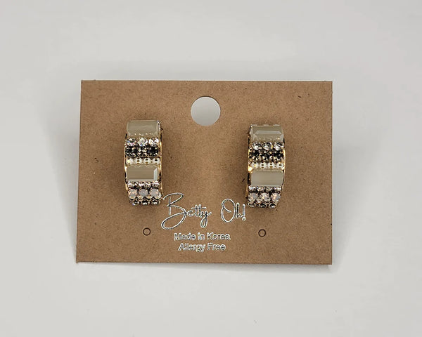 Boucles d’oreilles demi-créoles à texture éblouissante {options de couleurs multiples}
