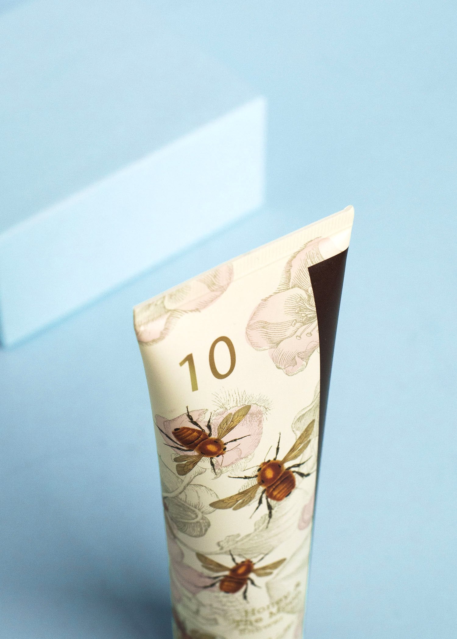 Honey & the Moon | Perfumed Shower Gel
