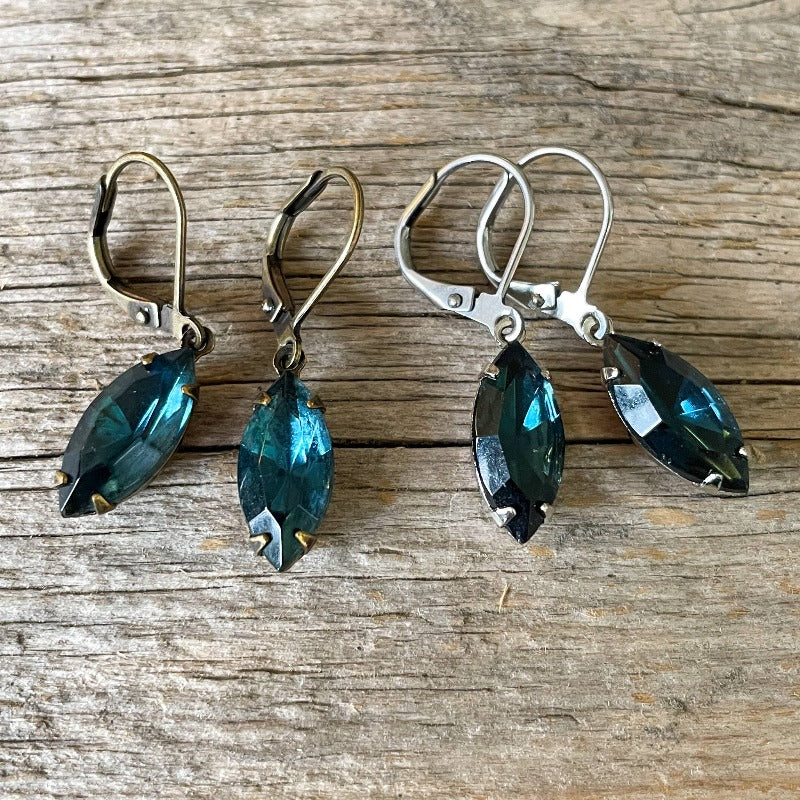 Montana Sapphire Vintage Rhinestone Earrings