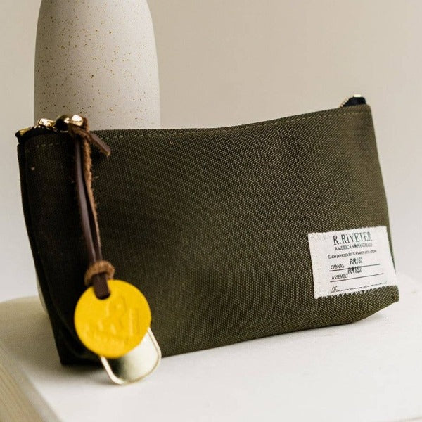 LUCY | SIGNATURE FATIGUE CANVAS ZIPPER POUCH