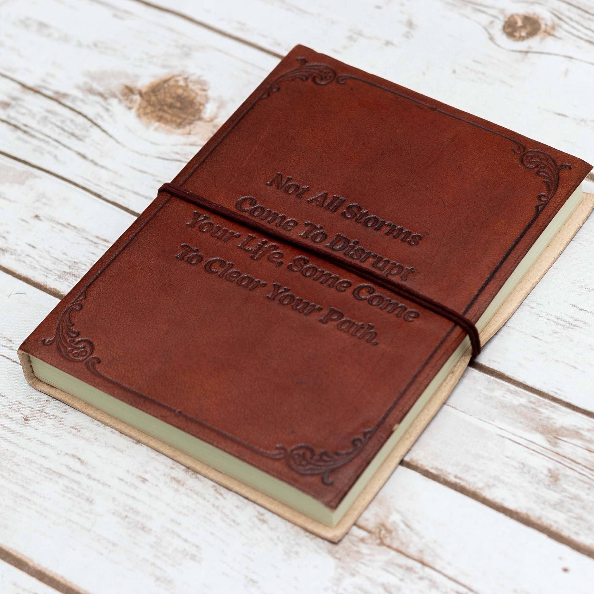 Journal en cuir fait main {6x8} | Pas toutes les tempêtes