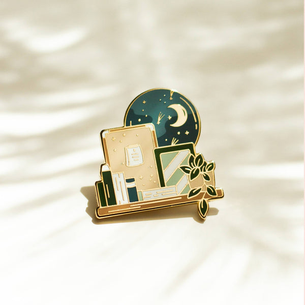 Goodnight Bookshelf Enamel Pin