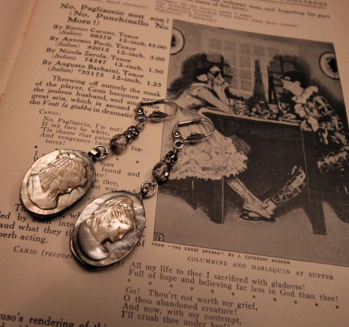 boucles d’oreilles d’assemblage de coquillages vintage {Uniques en son genre}