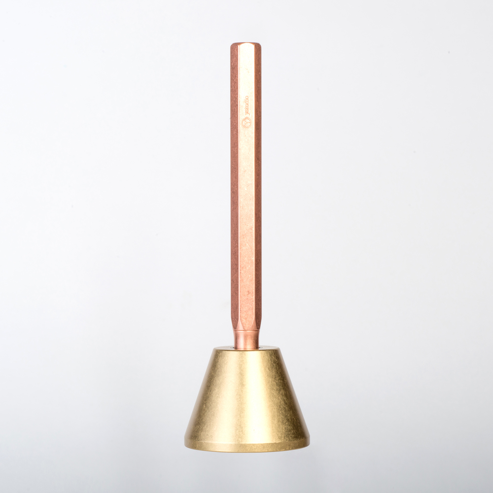 Y Studio | Stylo plume de bureau {plusieurs couleurs}