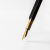 Y Studio | Stylo plume de bureau {plusieurs couleurs}