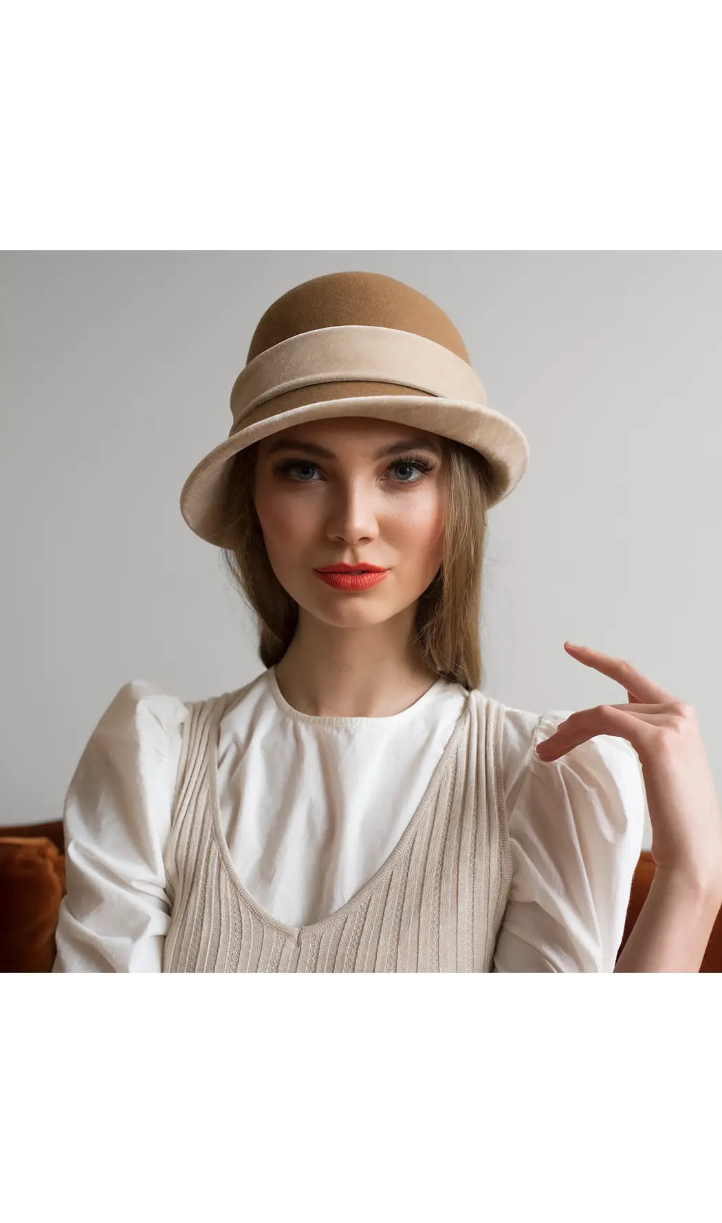 Wool Cloche Hat | Velveteen {black}