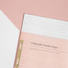 Cahiers d'exercices de calligraphie moderne {options multiples}
