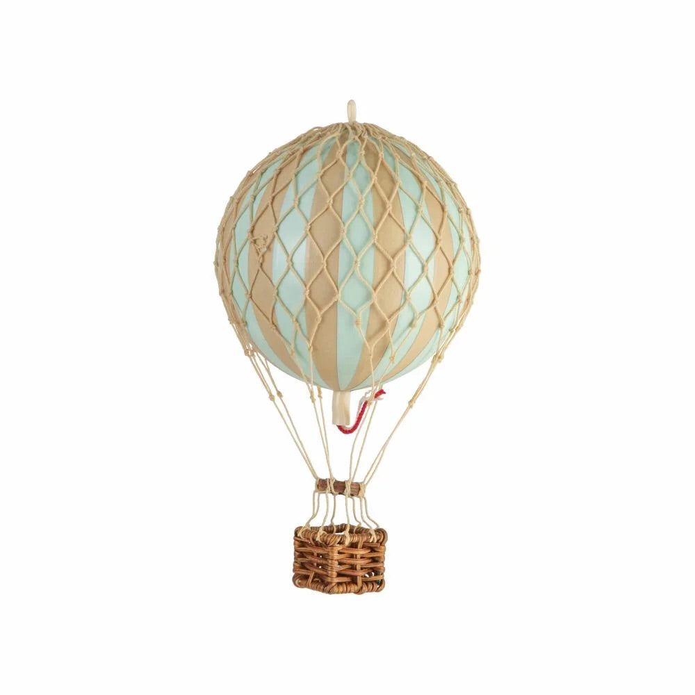 Floating The Skies