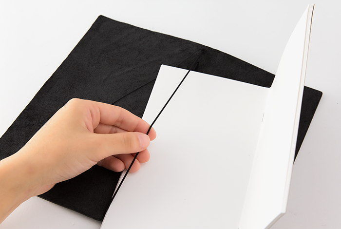 Traveler’s Notebook | Regular Size {multiple colors}