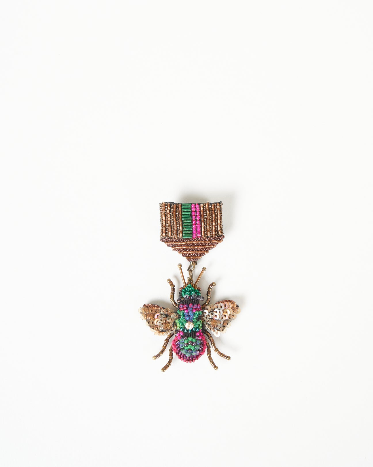 Broche Médaille Abeille Arc-en-ciel