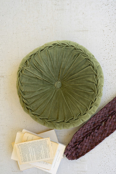 Oreillers ronds touffetés en velours de 16 po {plusieurs couleurs}