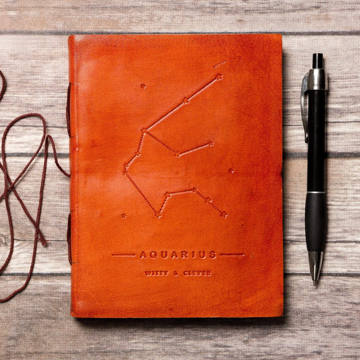 Journaux en cuir faits à la main {5x7} | Collection Zodiaque