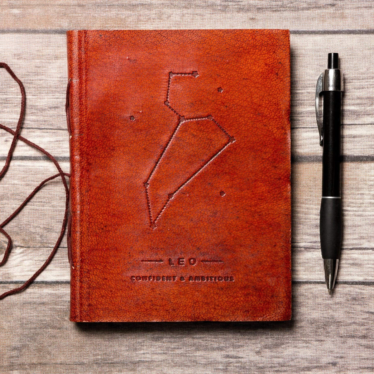Journaux en cuir faits à la main {5x7} | Collection Zodiaque