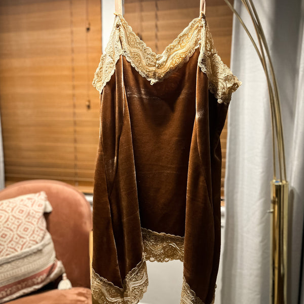 Sweet Lace Velvet Tank {clearance}