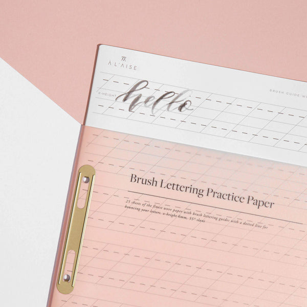 Cahiers d'exercices de calligraphie moderne {options multiples}